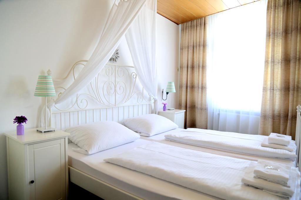 City Hotel Hunsruecker Hof Boppard Exterior photo